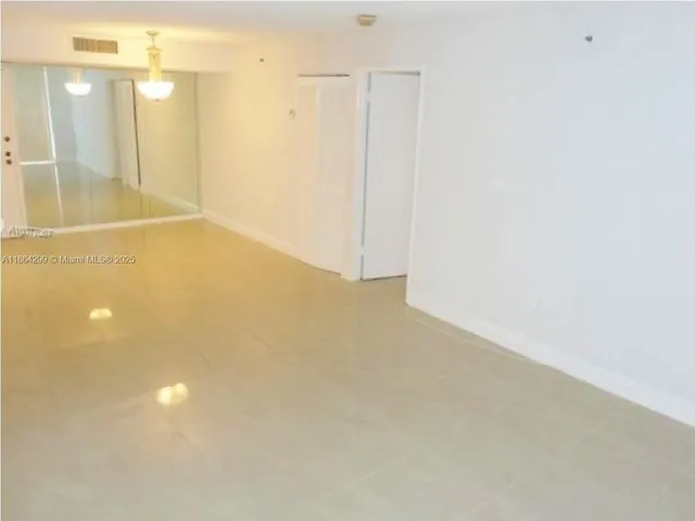 $367,000 | Sunny Isles Beach, Sunny Isles Beach, FL 33160