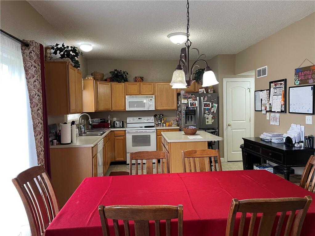 11034 Schoolhouse Road Fishers, IN 46037 - Photo 3 of 13 Gallery Image 3