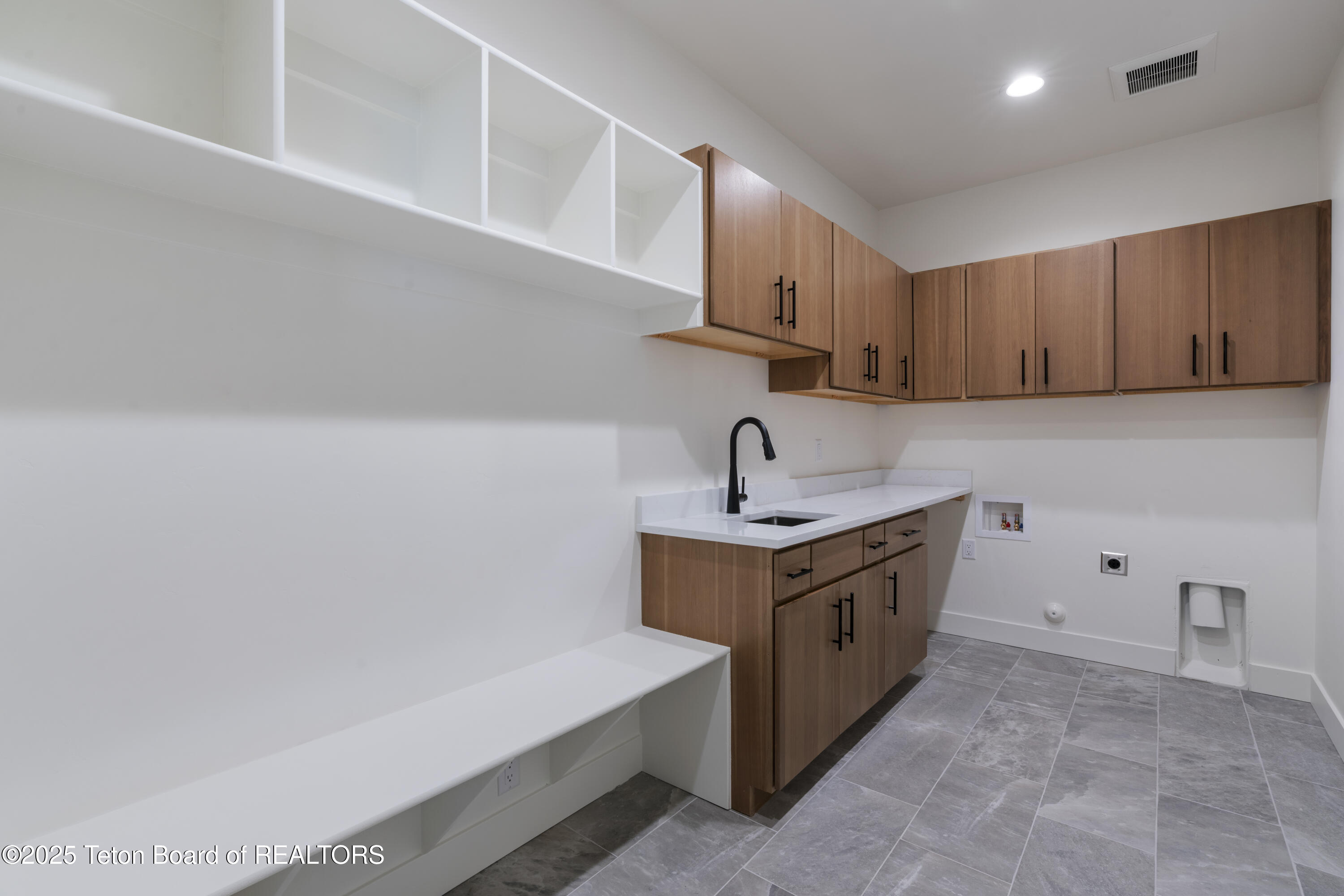 652 Palisade Trail Driggs, ID 83422 - Photo 30 of 49 Mudroom / Laundry Room