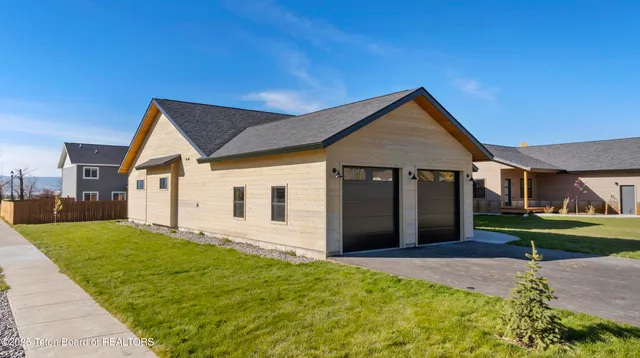 $995,000 | 652 Palisade Trail, Driggs, ID 83422