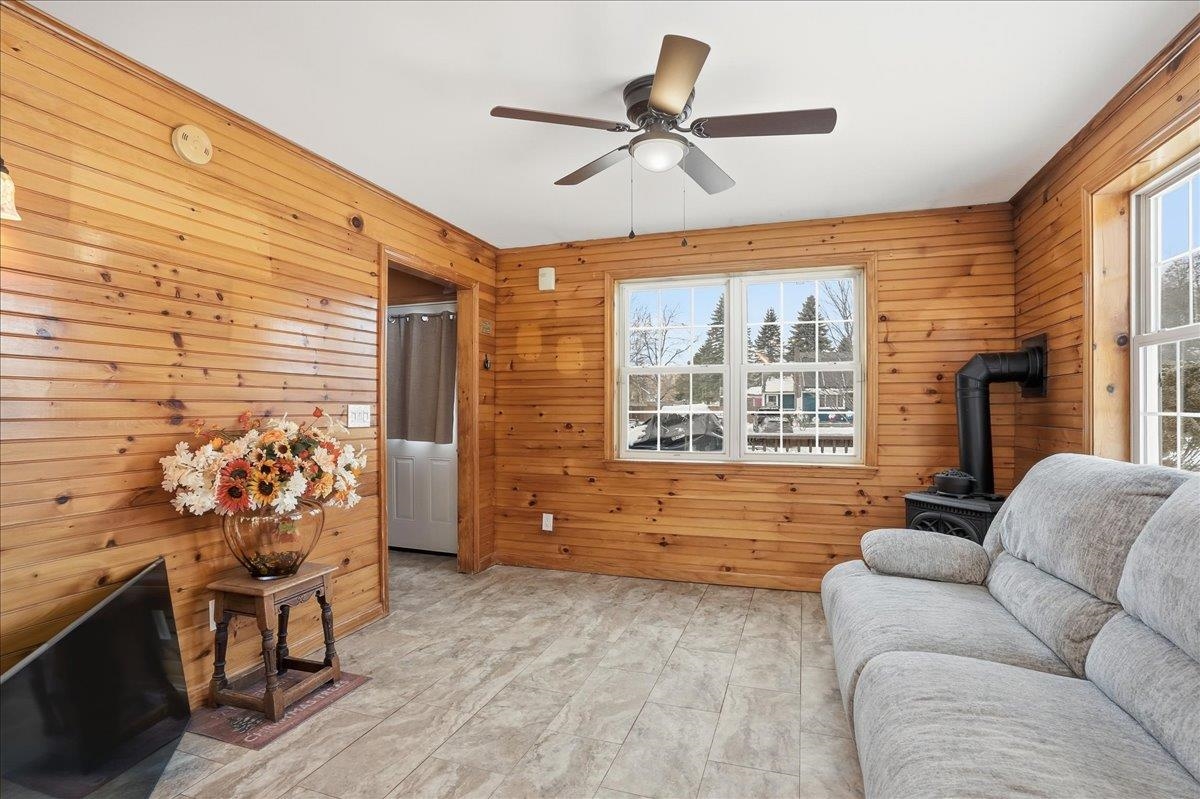 61 Russell Circle Milton, VT 05468 - Photo 3 of 40