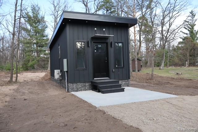 1545 South La Chance Road Lake City, MI 49651 - Photo 11 of 51 View of outbuilding featuring entry steps