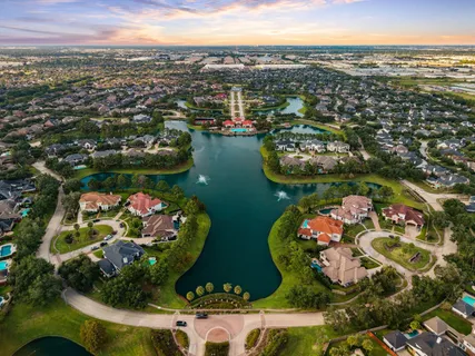 $1,595,000 | 6010 Isla Vista Court, Houston, TX 77041