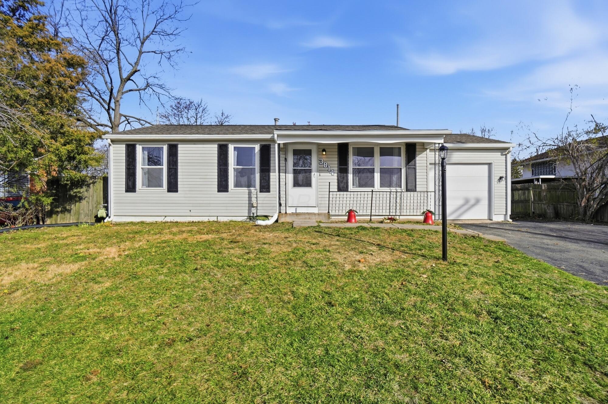3814 Clime Road Columbus, OH 43228 - Photo 2 of 38 004