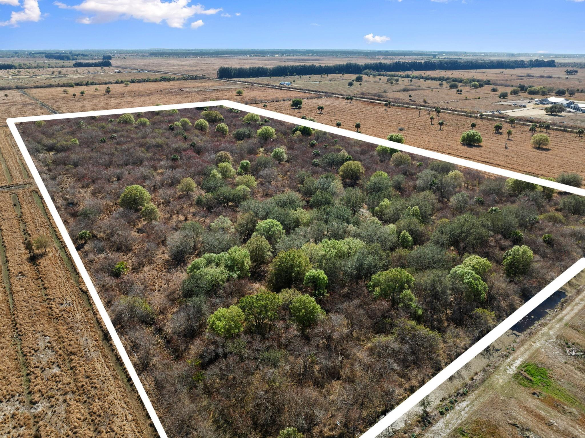 Kelly Road Fort Pierce, FL 34945 - Photo 6 of 11 a view of an ocean beach