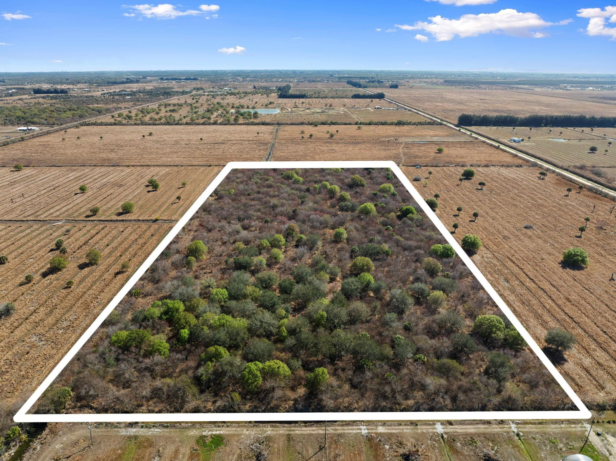 Kelly Road Fort Pierce, FL 34945 - Photo 10 of 11 a view of an outdoor space