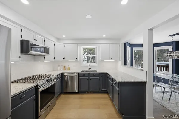 $299,900 | 24 In The Woods Lane, West Seneca, NY 14224