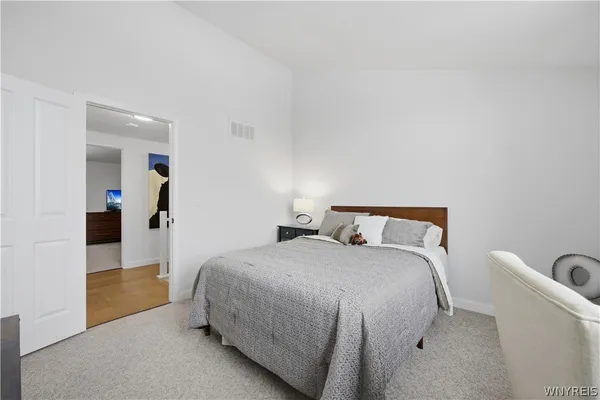 $299,900 | 24 In The Woods Lane, West Seneca, NY 14224