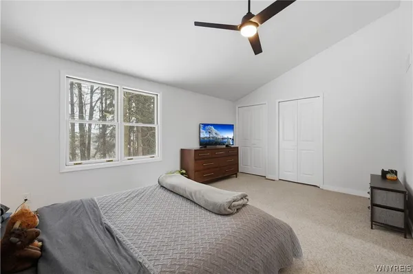 $299,900 | 24 In The Woods Lane, West Seneca, NY 14224