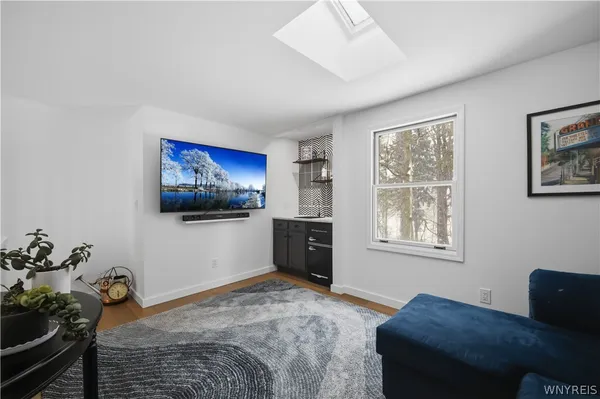 $299,900 | 24 In The Woods Lane, West Seneca, NY 14224