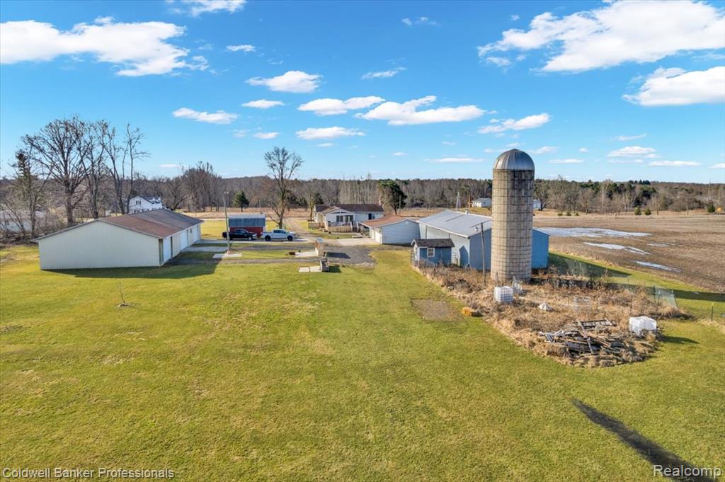7410 Wilson Road Montrose, MI 48457 - Photo 6 of 38