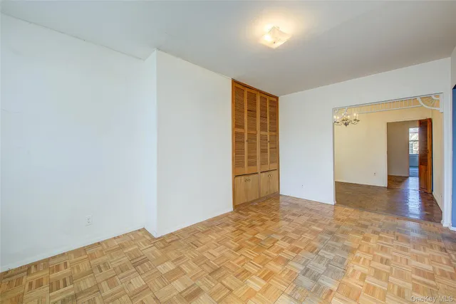 $1,549,000 | 25-35 Crescent Street | Astoria