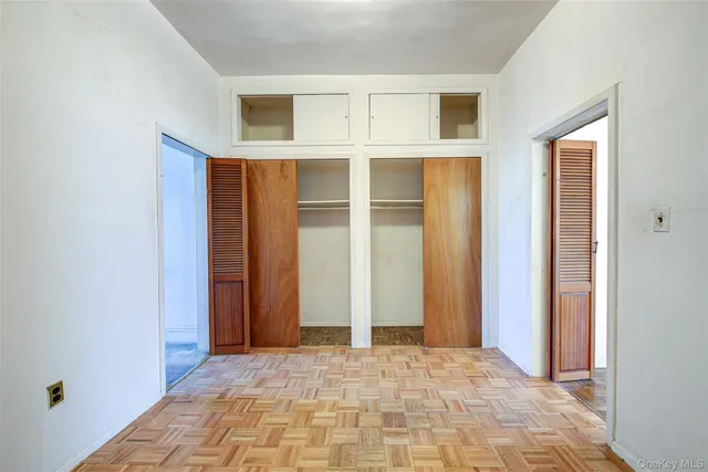 $1,549,000 | 25-35 Crescent Street | Astoria