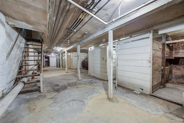 $1,549,000 | 25-35 Crescent Street | Astoria