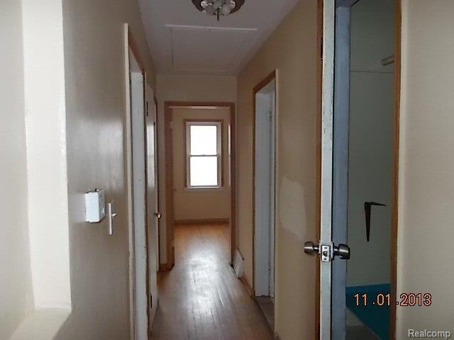 6884 Rutherford Street Detroit, MI 48228 - Photo 11 of 14 DSCN0118.JPG