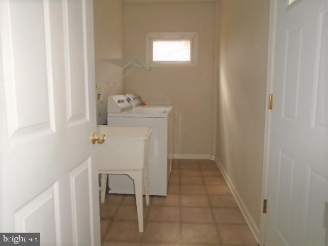 607 St Dunstans Road Baltimore, MD 21212 - Photo 14 of 27