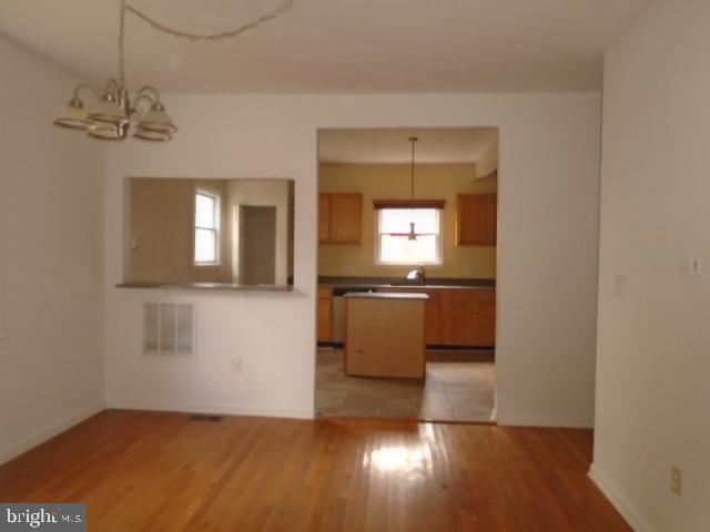 607 St Dunstans Road Baltimore, MD 21212 - Photo 8 of 27