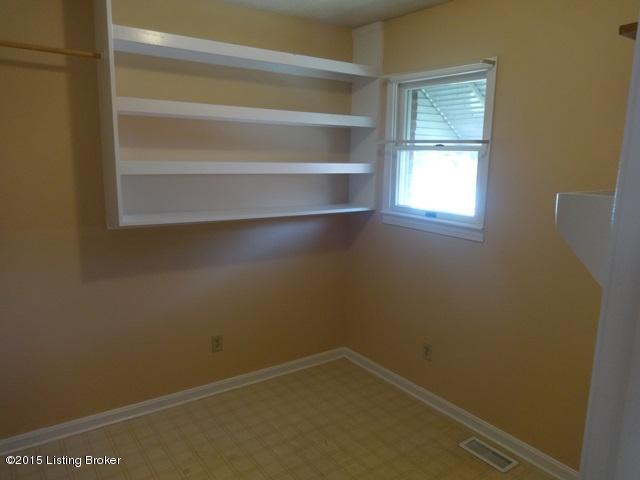 9800 Gandy Road Louisville, KY 40272 - Photo 15 of 23 14