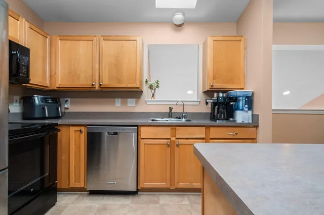 $350,000 | 7366 Maplelawn Drive, Ypsilanti, MI 48197