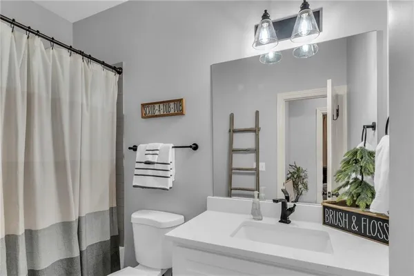 $295,000 | 628 Northwest 110th Street, Kansas City, MO 64155
