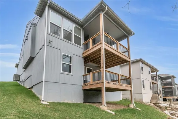 $295,000 | 628 Northwest 110th Street, Kansas City, MO 64155