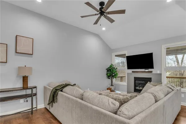 $295,000 | 628 Northwest 110th Street, Kansas City, MO 64155