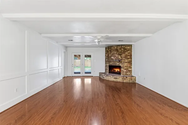 $1,800 | 2115 Oaks Drive, Pasadena, TX 77502