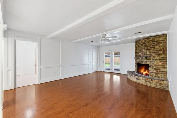 $1,800 | 2115 Oaks Drive, Pasadena, TX 77502