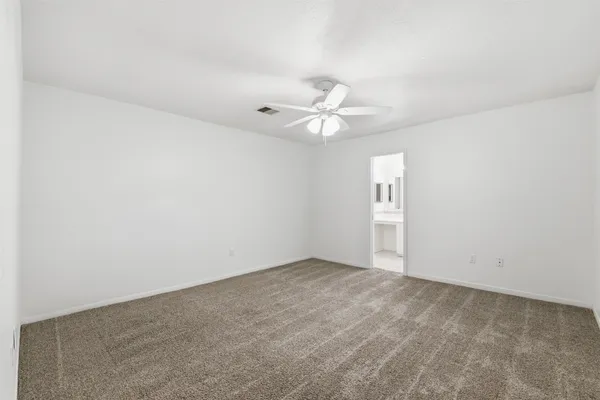 $1,800 | 2115 Oaks Drive, Pasadena, TX 77502