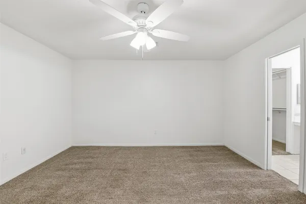 $1,800 | 2115 Oaks Drive, Pasadena, TX 77502