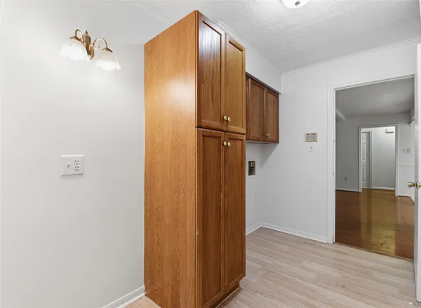 $1,800 | 2115 Oaks Drive, Pasadena, TX 77502