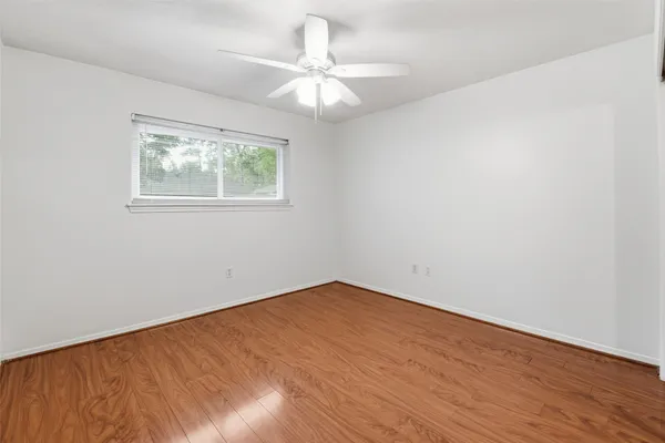 $1,800 | 2115 Oaks Drive, Pasadena, TX 77502