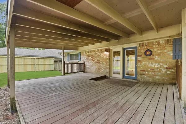 $1,800 | 2115 Oaks Drive, Pasadena, TX 77502