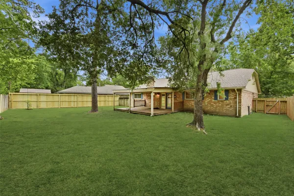 $1,800 | 2115 Oaks Drive, Pasadena, TX 77502