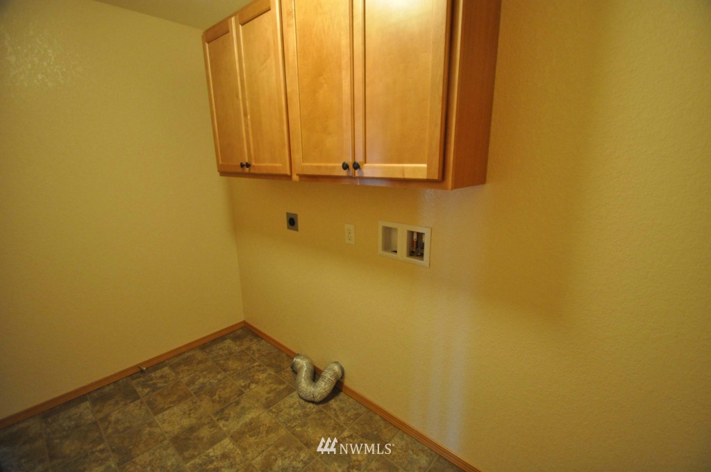 17906 Michelles Lane Southwest Rochester, WA 98579 - Photo 11 of 22