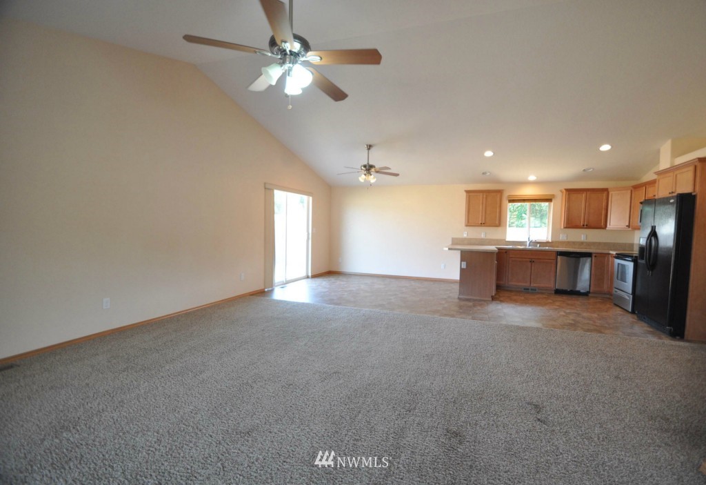 17906 Michelles Lane Southwest Rochester, WA 98579 - Photo 4 of 22