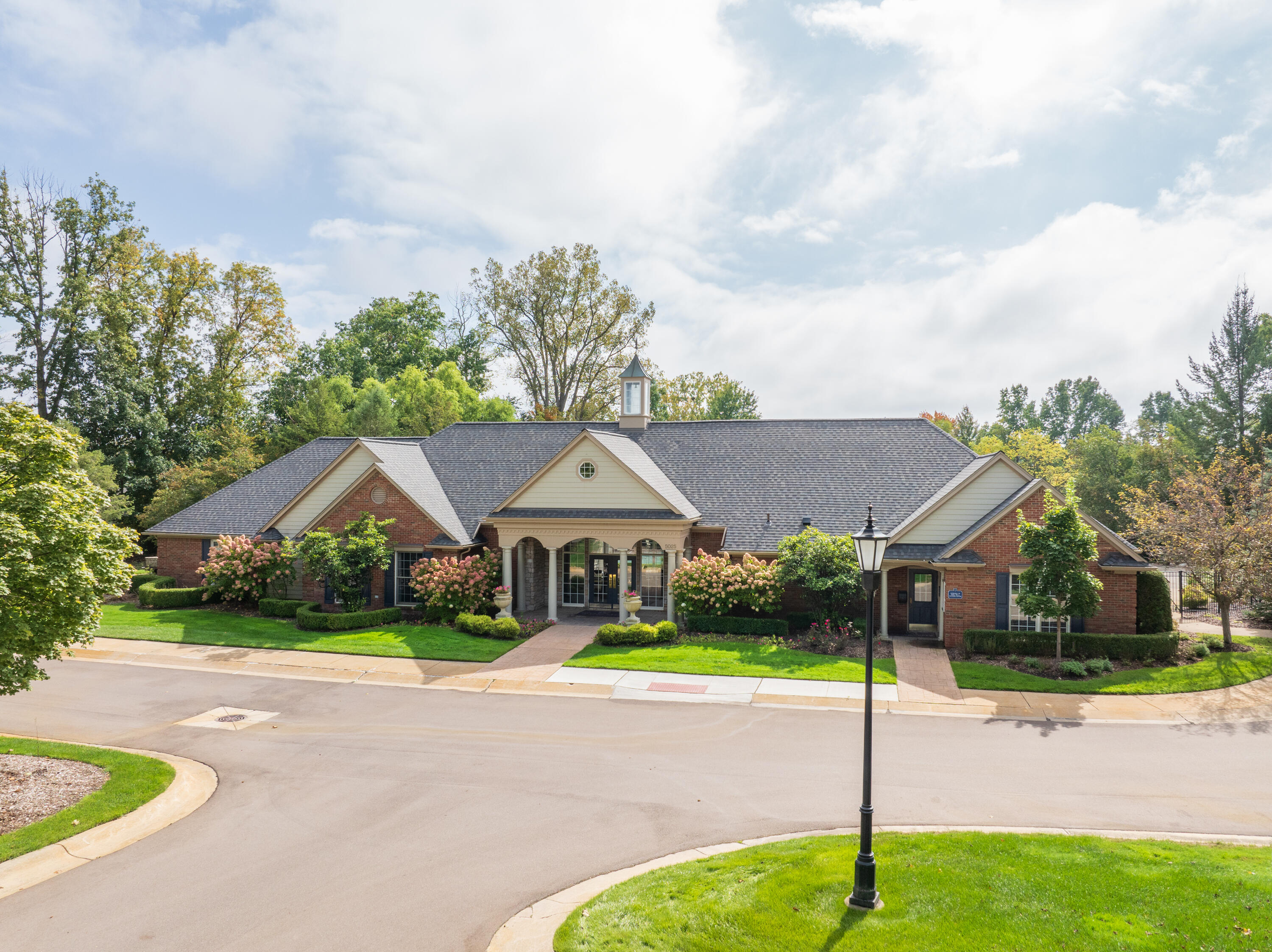 3533 Tremonte Circle Rochester, MI 48306 - Photo 21 of 36 3533 Tremonte Cir 27