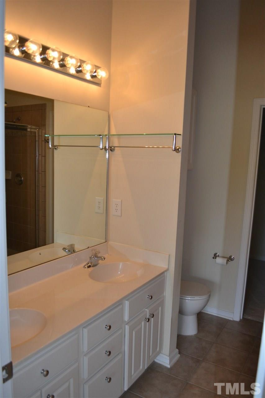 2344 Putters Way Raleigh, NC 27614 - Photo 5 of 9 Gallery Image 5