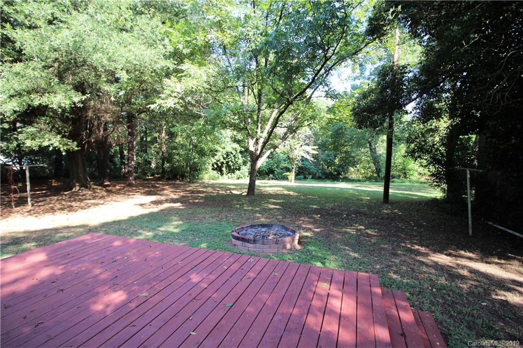 155 Clements Road Statesville, NC 28677 - Photo 12 of 43 Gallery Image 12