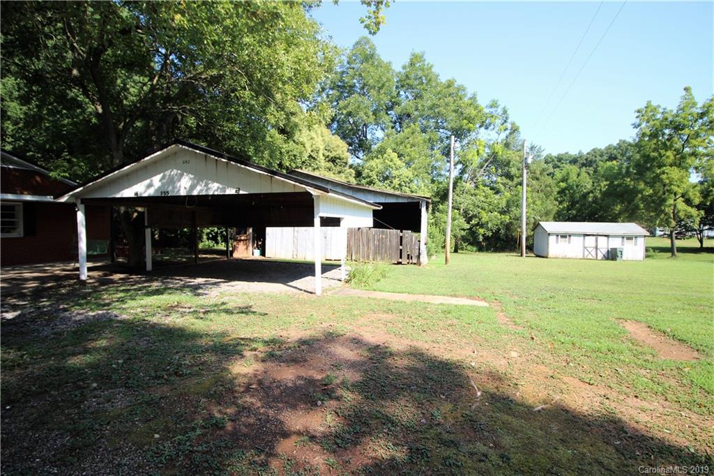 155 Clements Road Statesville, NC 28677 - Photo 13 of 43 Gallery Image 13