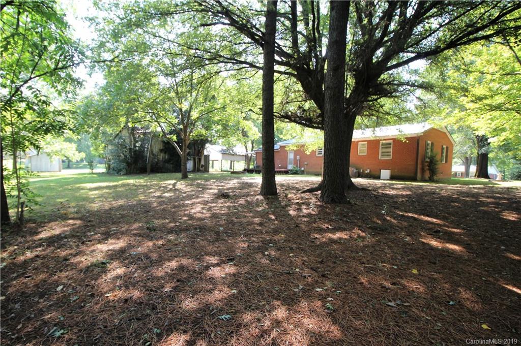 155 Clements Road Statesville, NC 28677 - Photo 14 of 43 Gallery Image 14