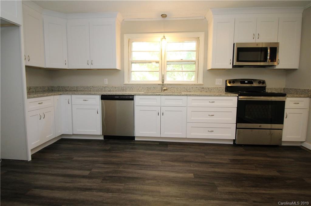 155 Clements Road Statesville, NC 28677 - Photo 16 of 43 Gallery Image 16