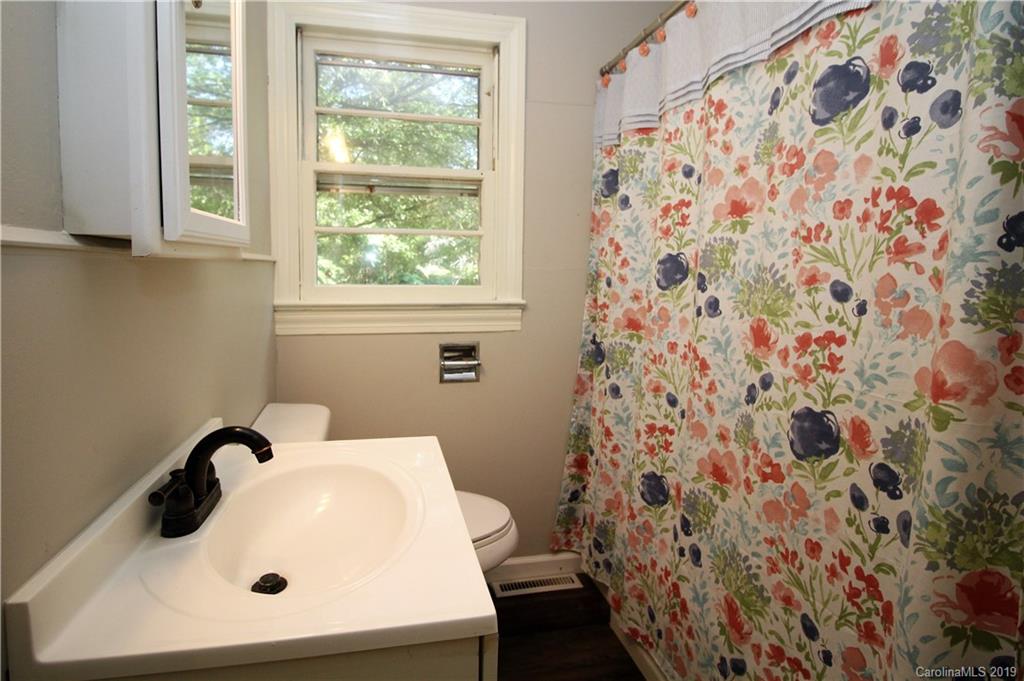 155 Clements Road Statesville, NC 28677 - Photo 24 of 43 Gallery Image 24