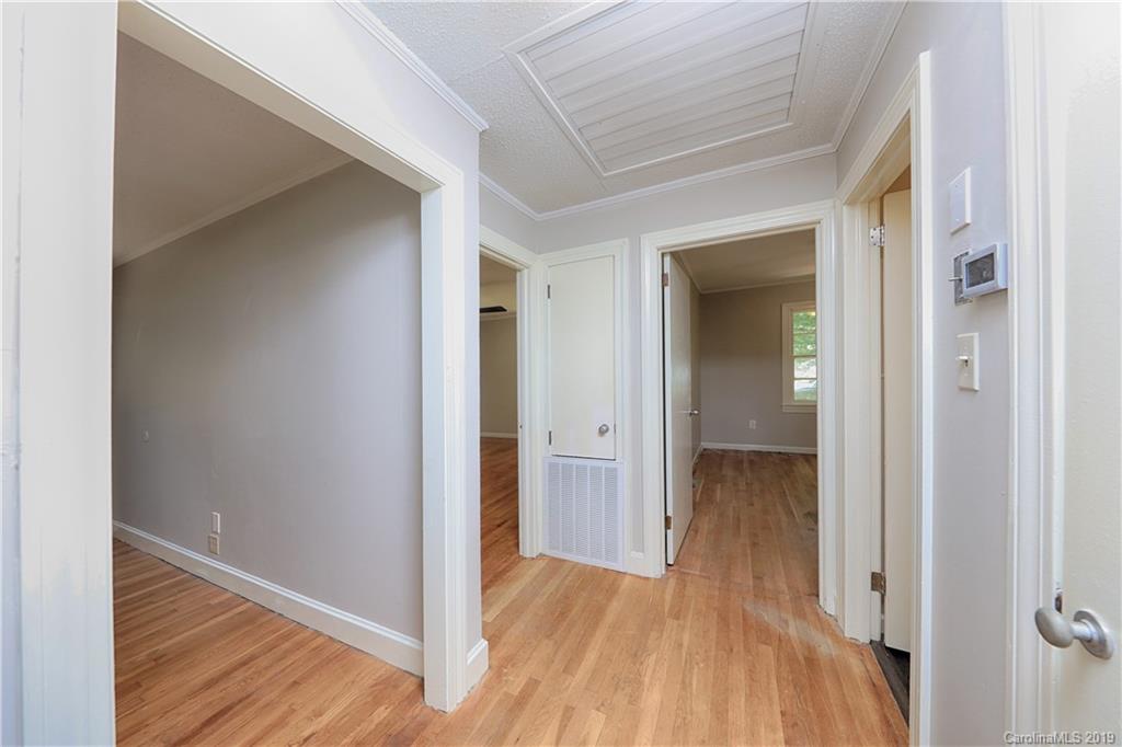 155 Clements Road Statesville, NC 28677 - Photo 32 of 43 Gallery Image 32