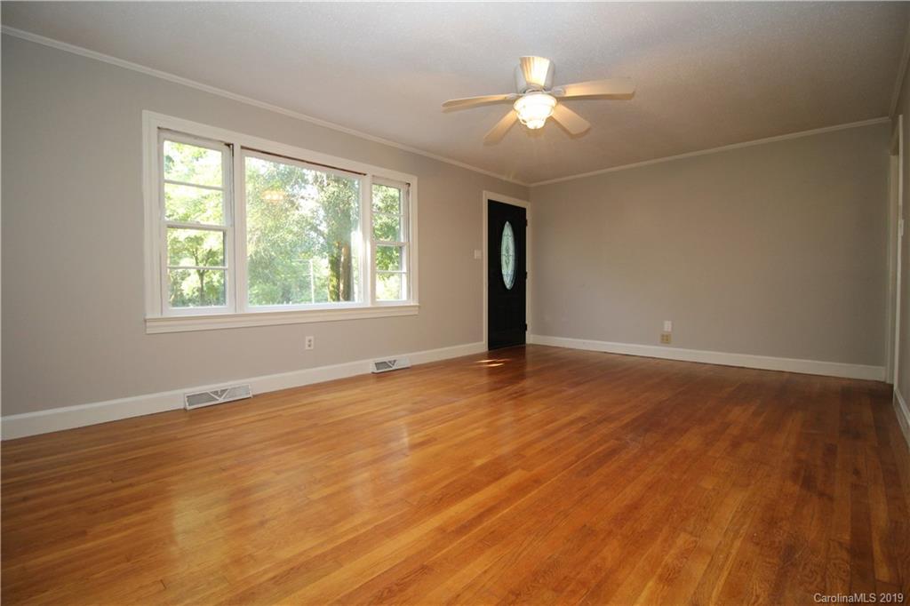 155 Clements Road Statesville, NC 28677 - Photo 38 of 43 Gallery Image 38