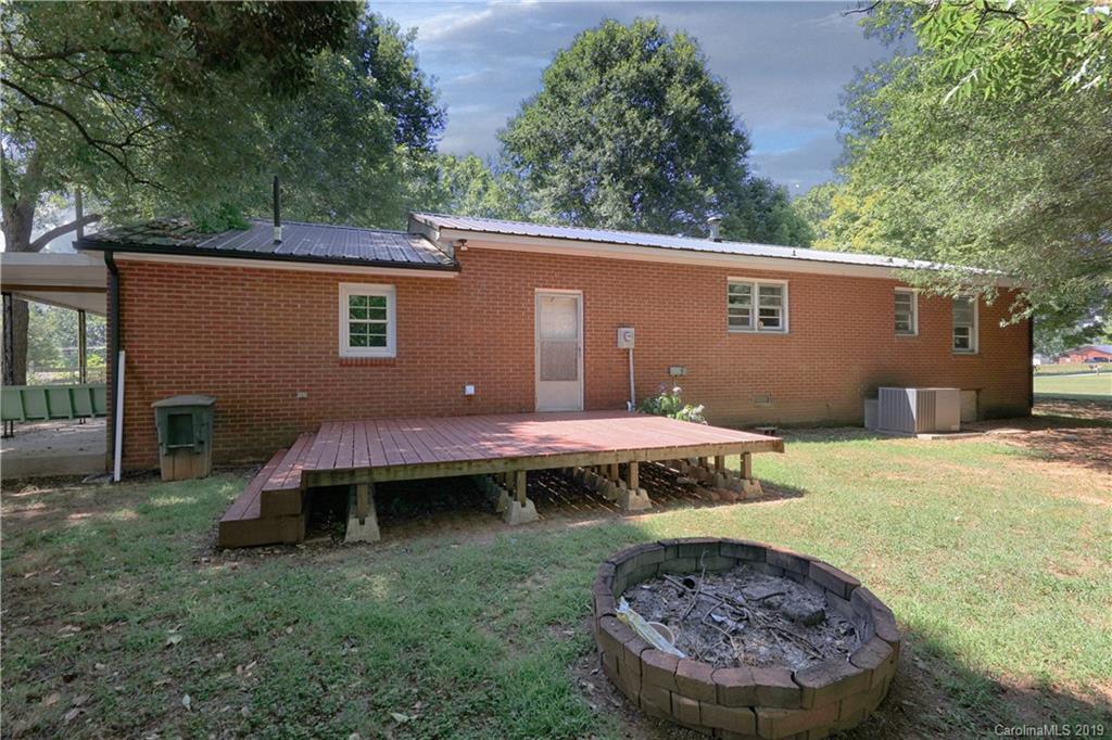 155 Clements Road Statesville, NC 28677 - Photo 9 of 43 Gallery Image 9