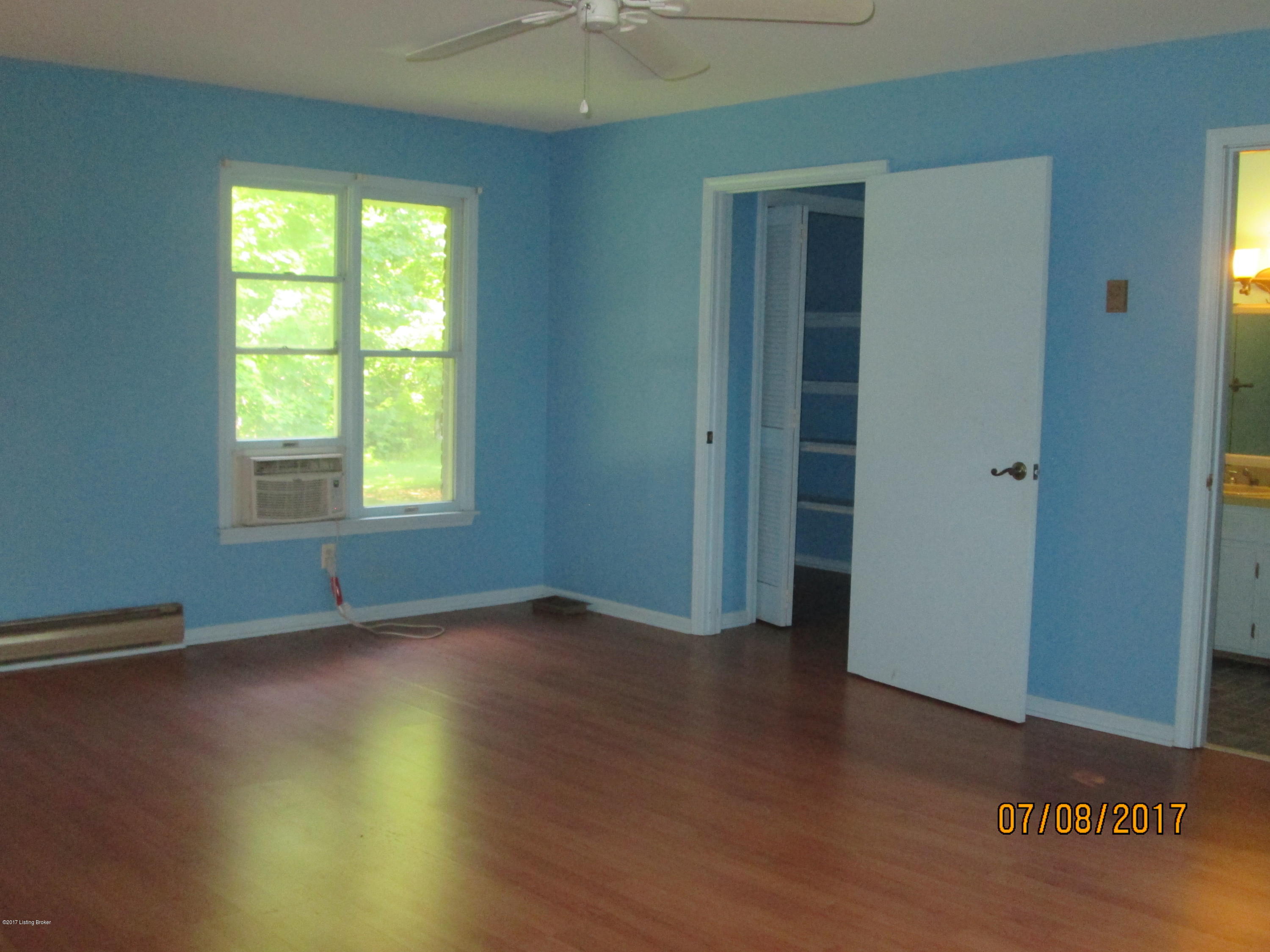 3649 Zoneton Road Shepherdsville, KY 40165 - Photo 18 of 28 Large Master