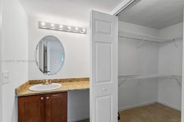 $2,050 | 5520 Northwest 61st Street, Unit 202, Coconut Creek, FL 33073