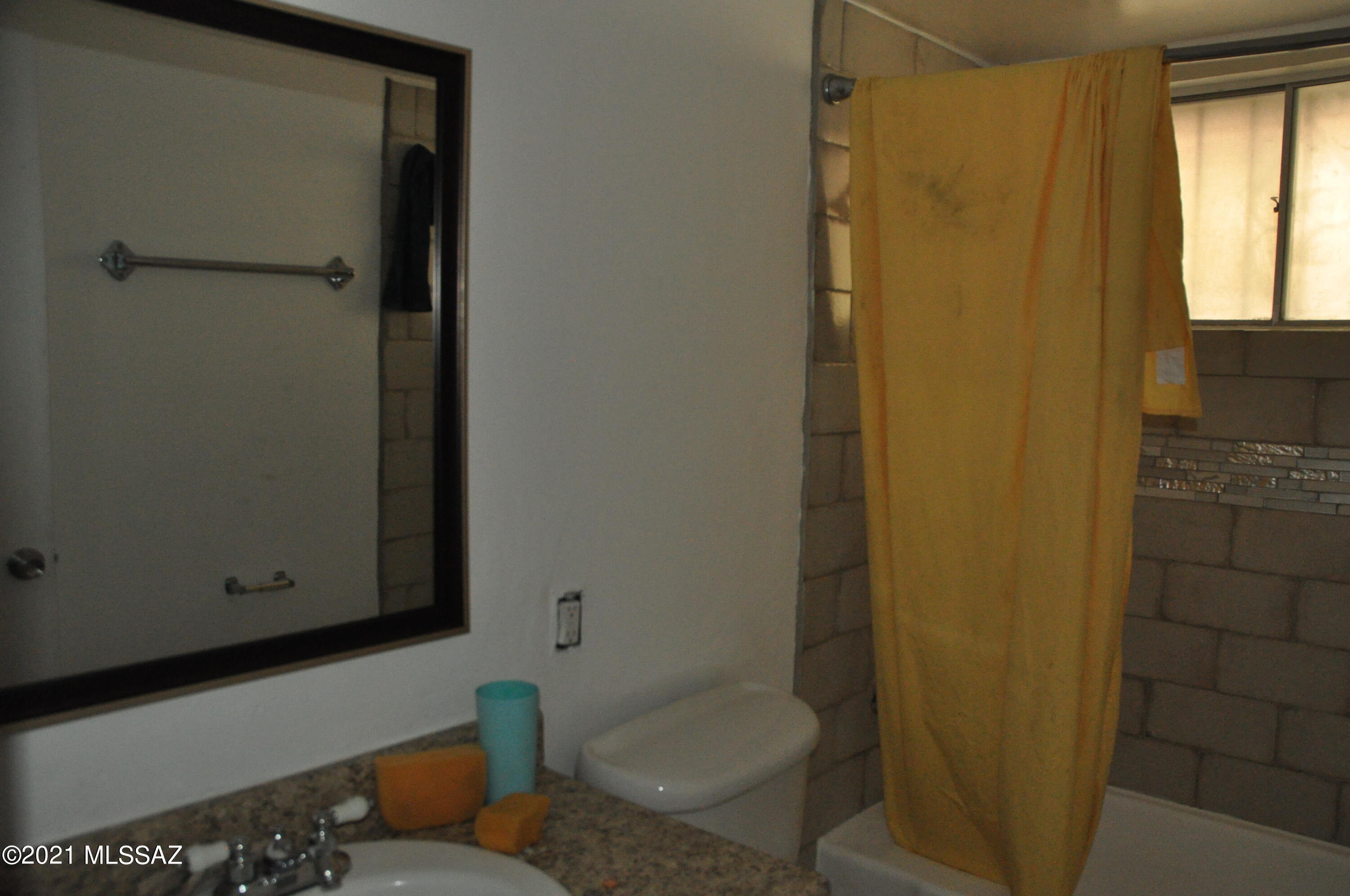 5901 North Oracle Road, Unit 2 Tucson, AZ 85704 - Photo 4 of 19