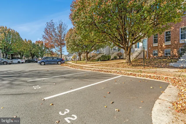 $565,000 | 21031 Lemon Springs Terrace, Ashburn, VA 20147